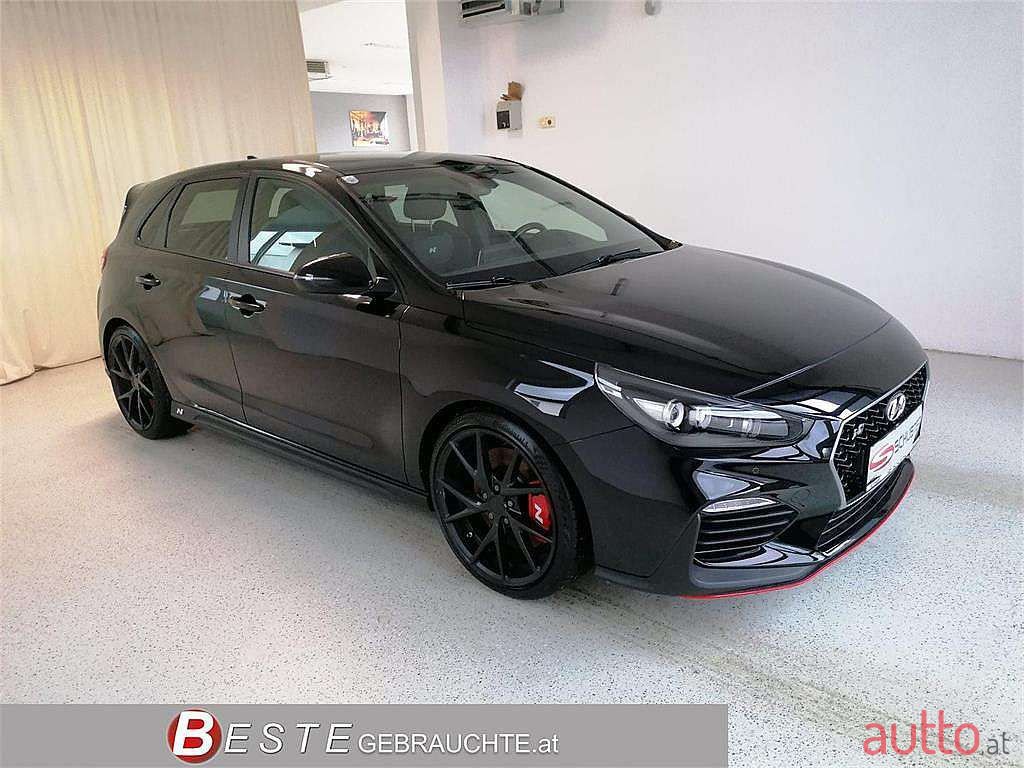 2020' Hyundai i30 photo #1