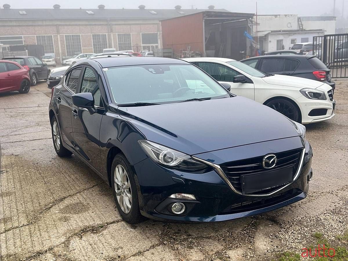 2013' Mazda Mazda3 photo #2