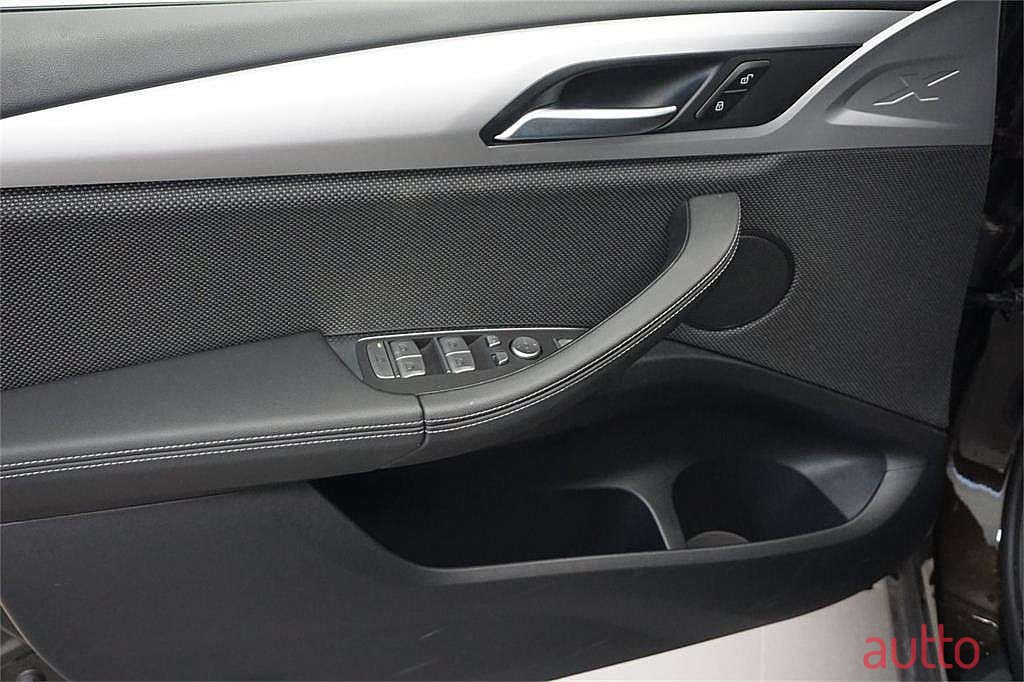 2019' BMW X4 photo #3