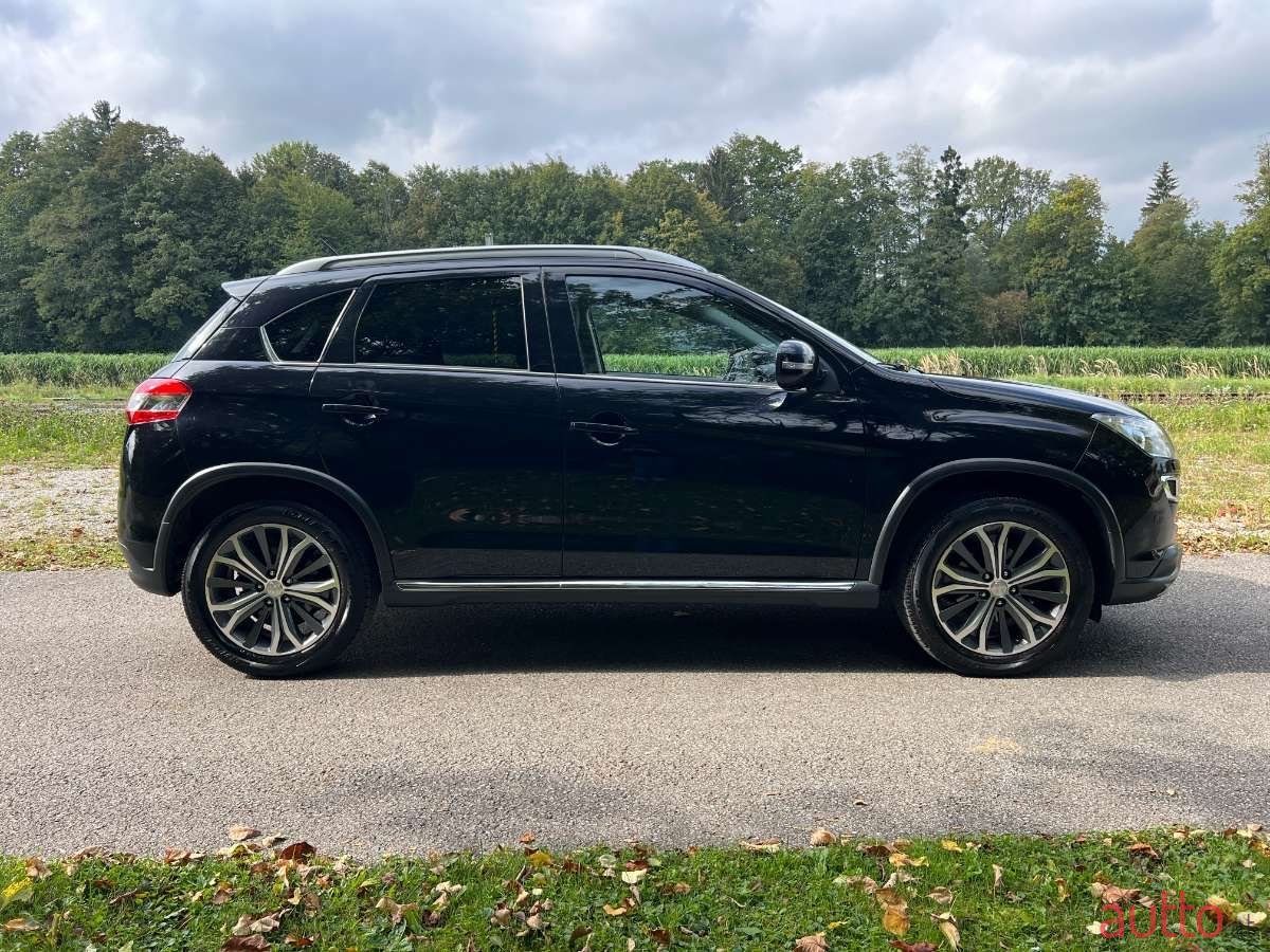 2016' Peugeot 4008 photo #6