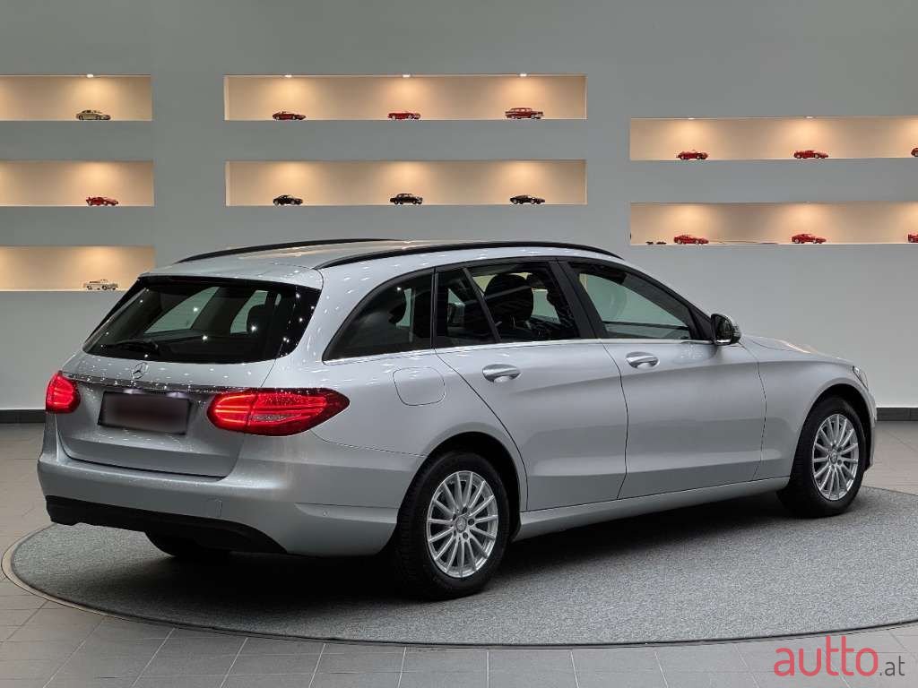 2019' Mercedes-Benz C-Klasse photo #4