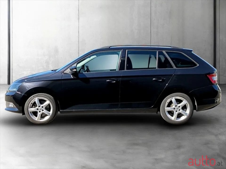 2017' Skoda Fabia photo #3