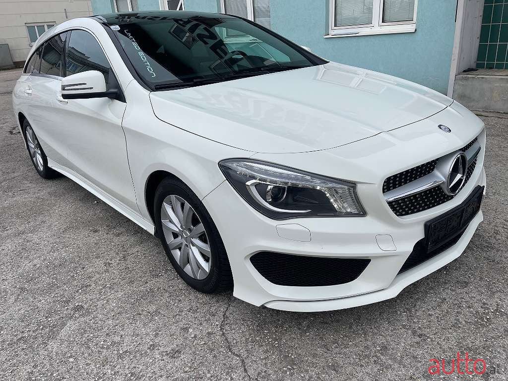 2015' Mercedes-Benz Cla-Klasse photo #2