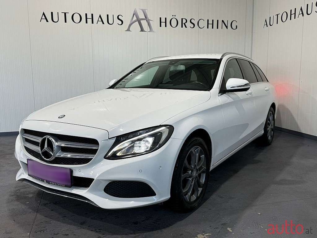 2015' Mercedes-Benz C-Klasse photo #3