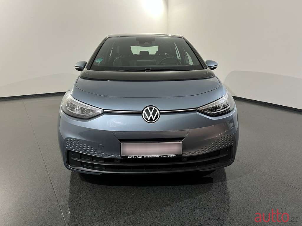 2022' Volkswagen ID.3 photo #2