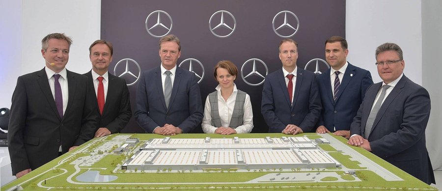 Mercedes Building Engine Plant In Poland For 4-Cylinder Units