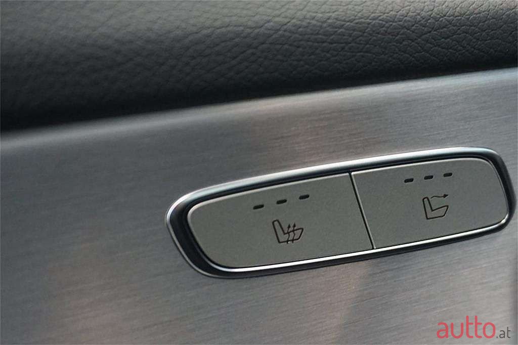 2020' Mercedes-Benz C-Klasse photo #4