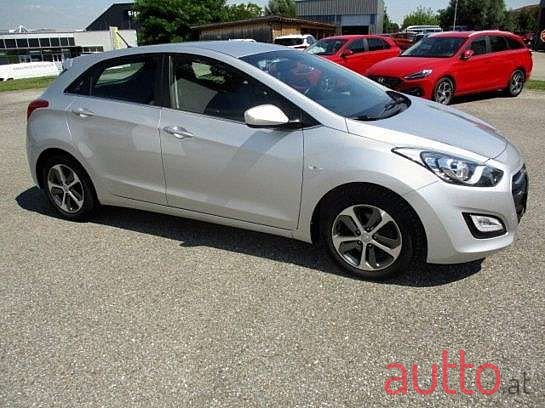 2015' Hyundai i30 photo #1