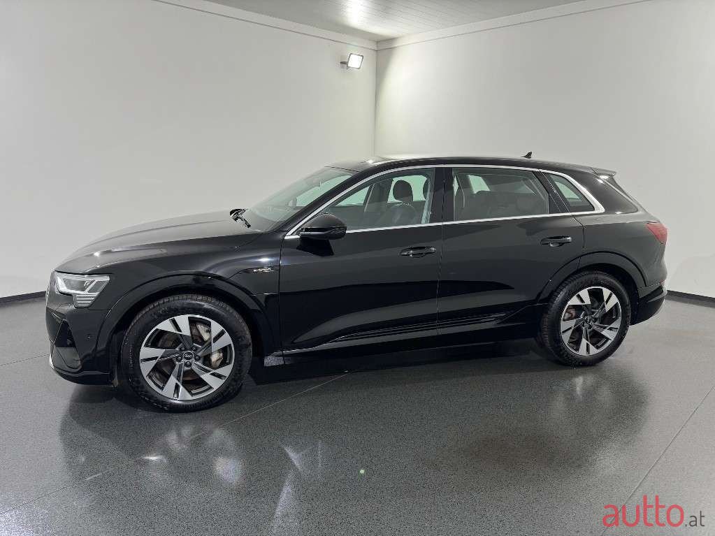 2022' Audi e-tron photo #3