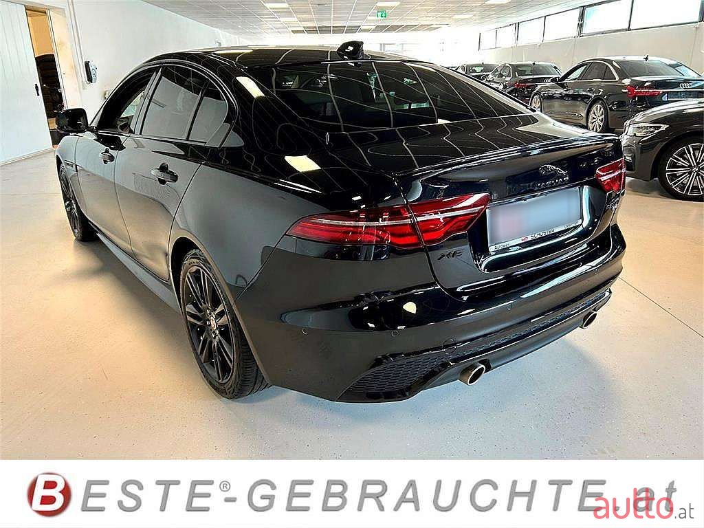 2021' Jaguar XE photo #6