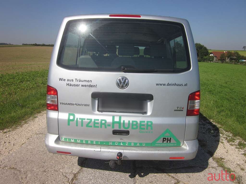 2011' Volkswagen T5 photo #6