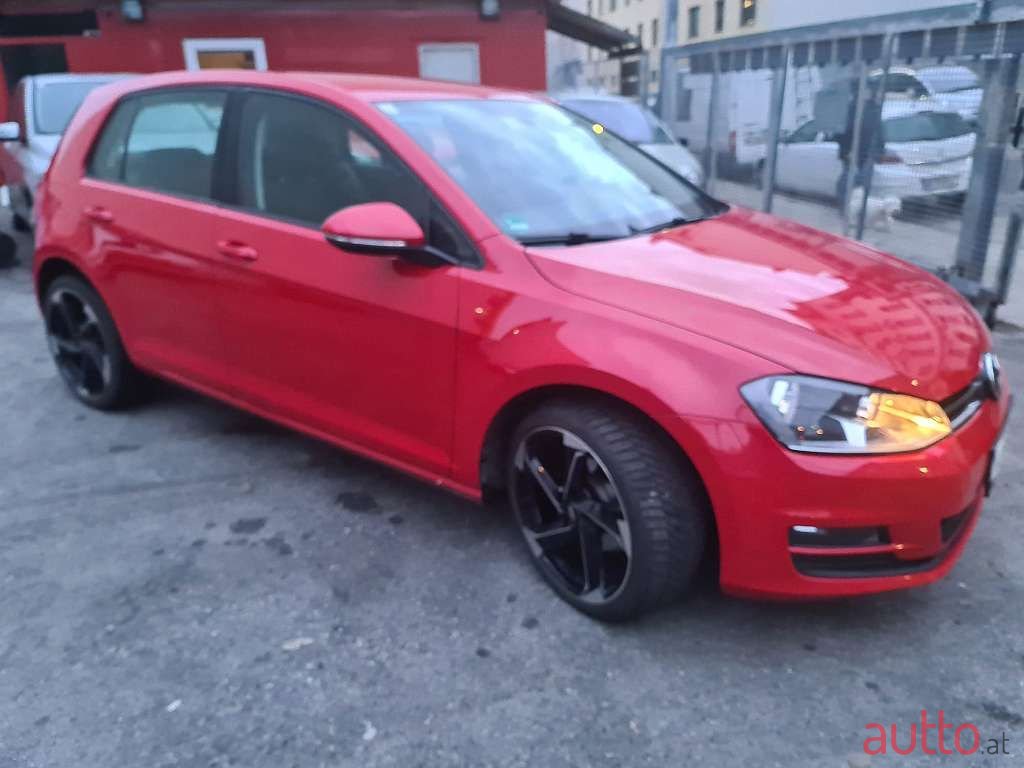 2014' Volkswagen Golf photo #3