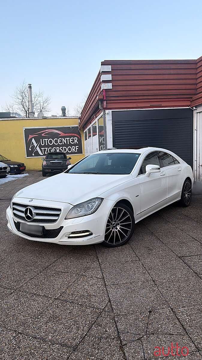 2011' Mercedes-Benz Cls-Klasse photo #4
