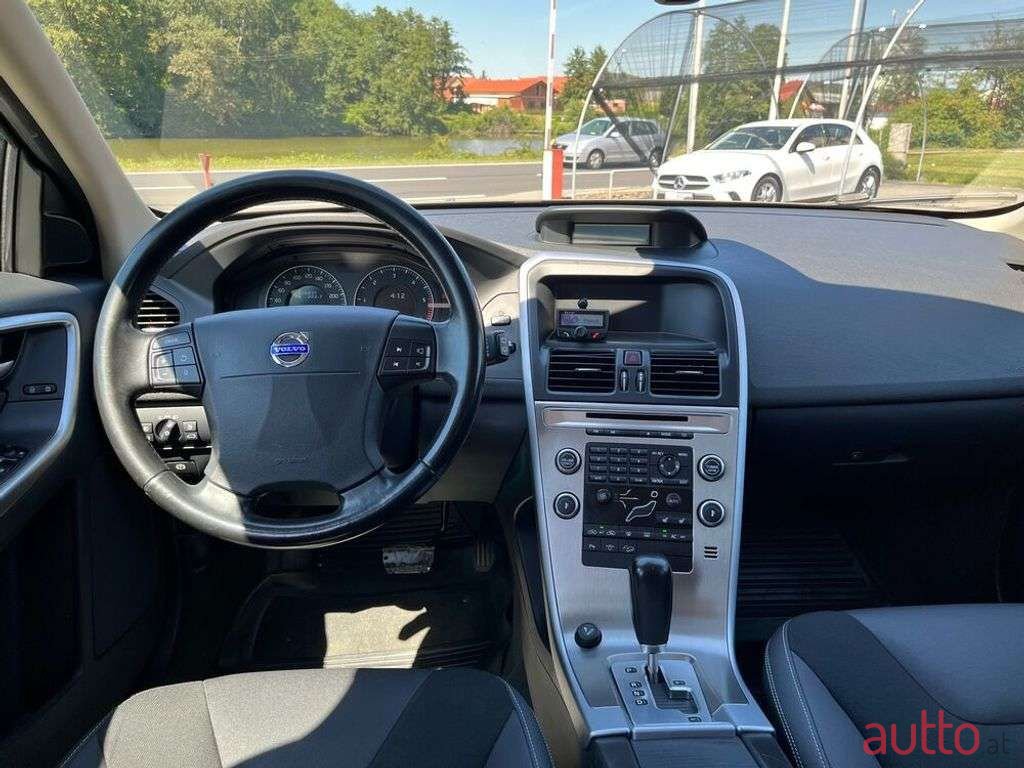 2008' Volvo XC60 photo #6