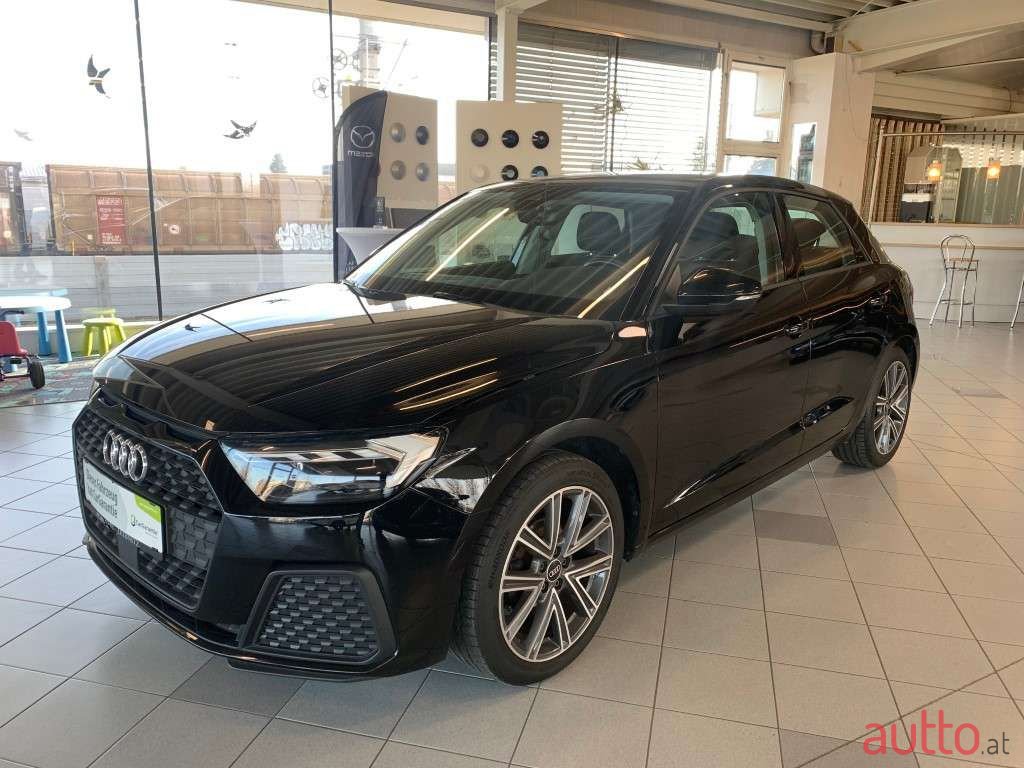 2021' Audi A1 photo #1
