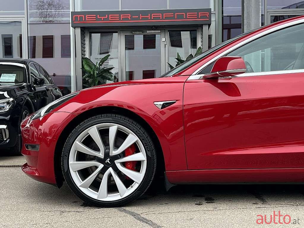 2019' Tesla Model 3 photo #4
