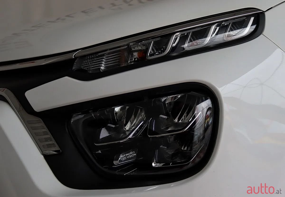 2020' Citroen C3 photo #4