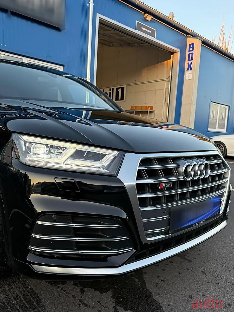 2020' Audi Q5 photo #6