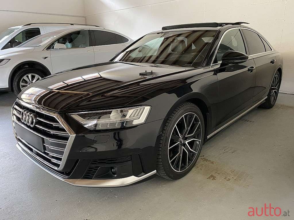 2019' Audi A8 photo #3