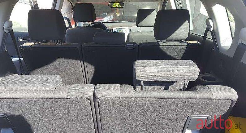 2005' Toyota Corolla photo #2