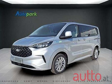 2024' Ford Tourneo photo #1