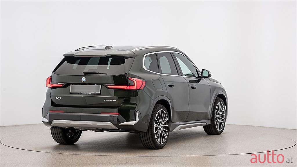 2022' BMW X1 photo #5