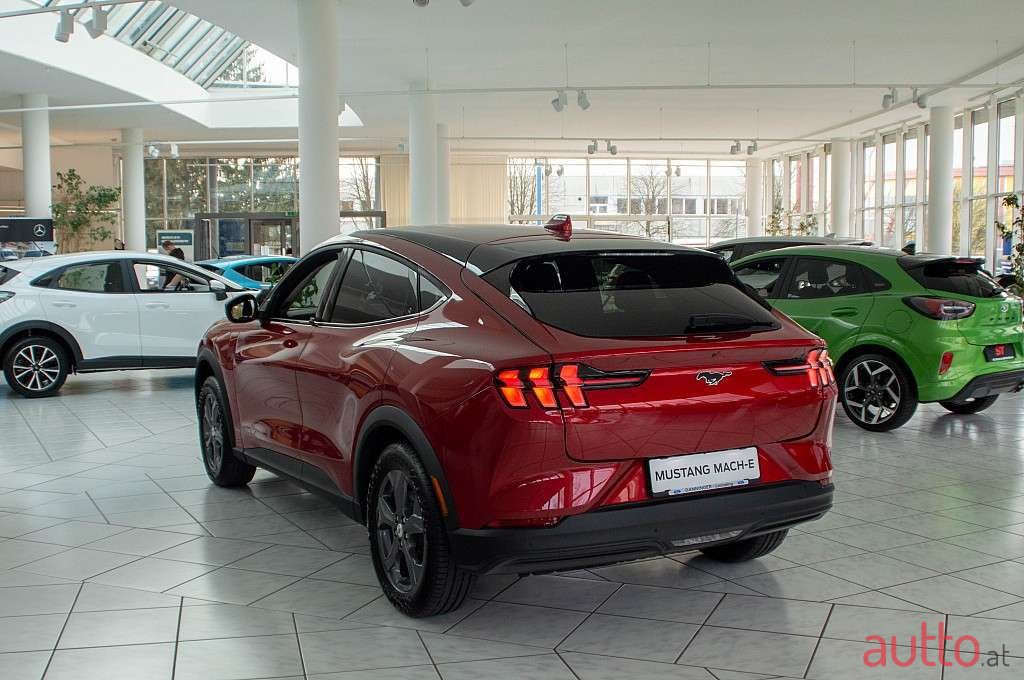 2022' Ford Mustang Mach-E photo #4