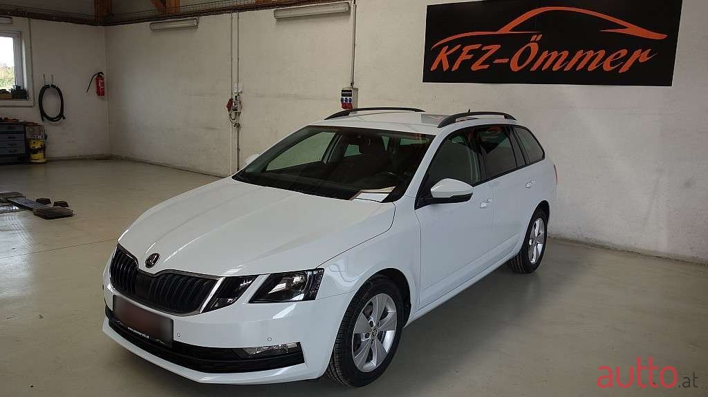 2019' Skoda Octavia photo #2