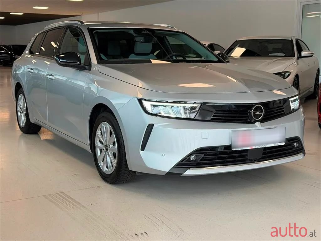 2023' Opel Astra photo #1