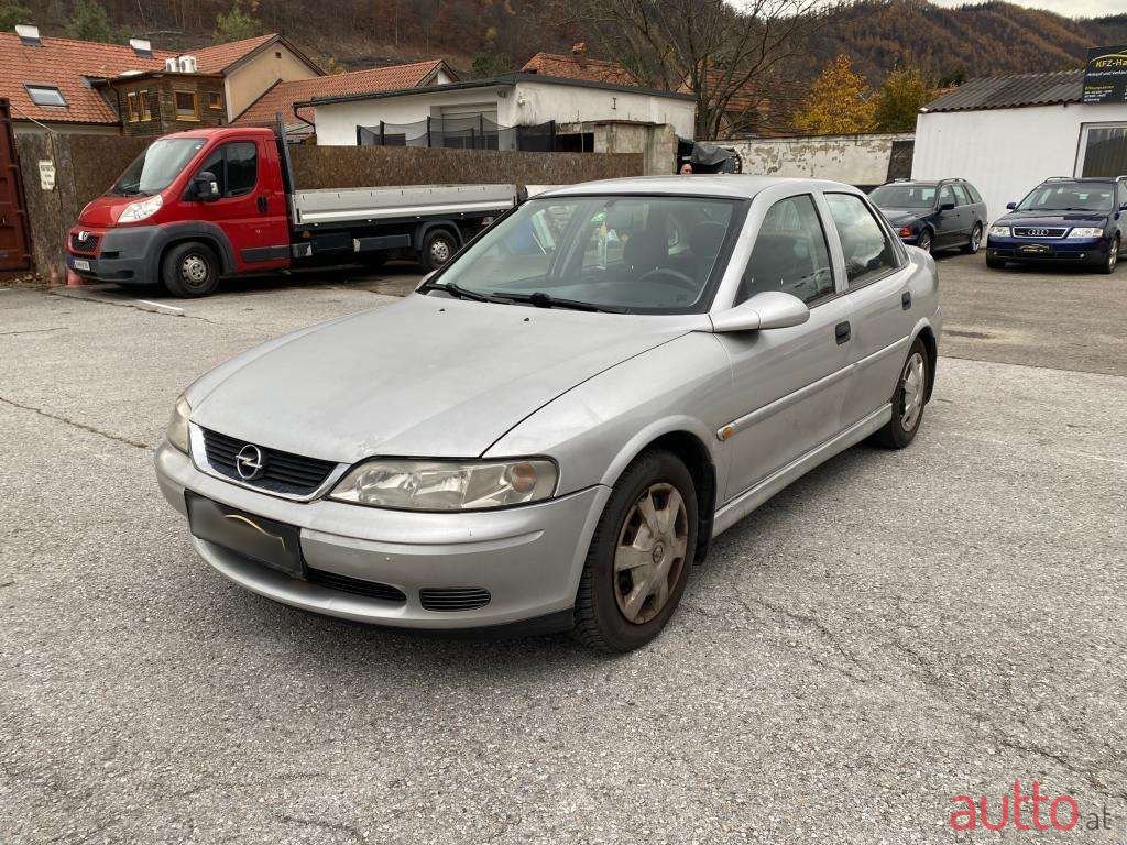 1999' Opel Vectra photo #1