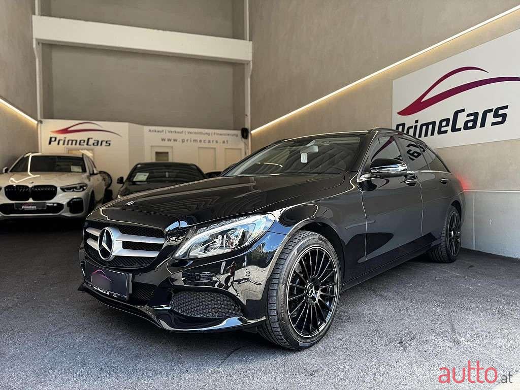 2016' Mercedes-Benz C-Klasse photo #1