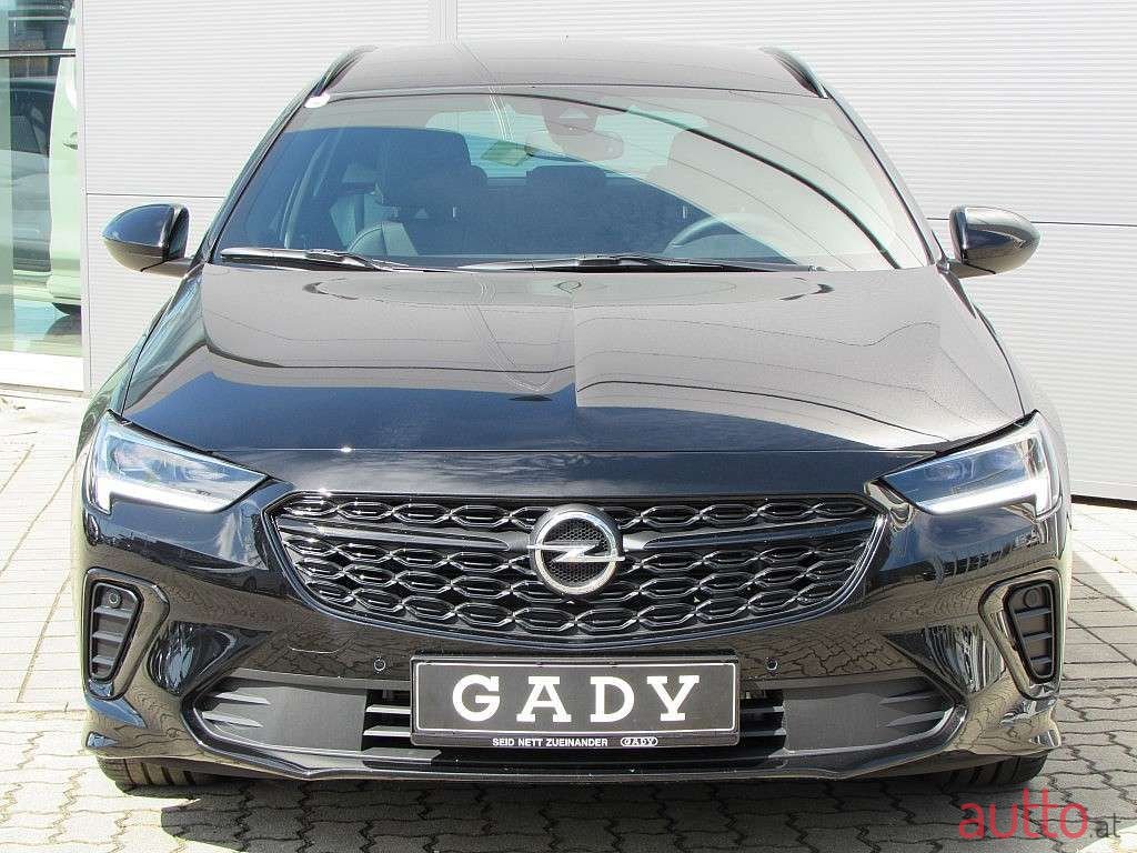 2021' Opel Insignia photo #2