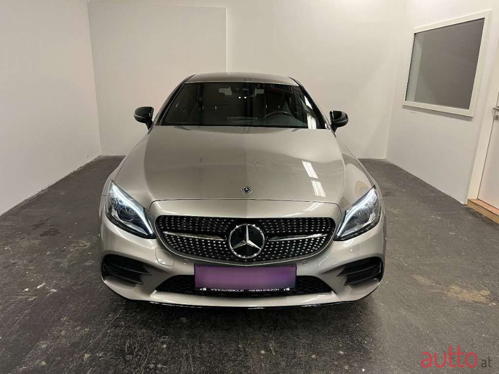 2019' Mercedes-Benz C-Klasse photo #2