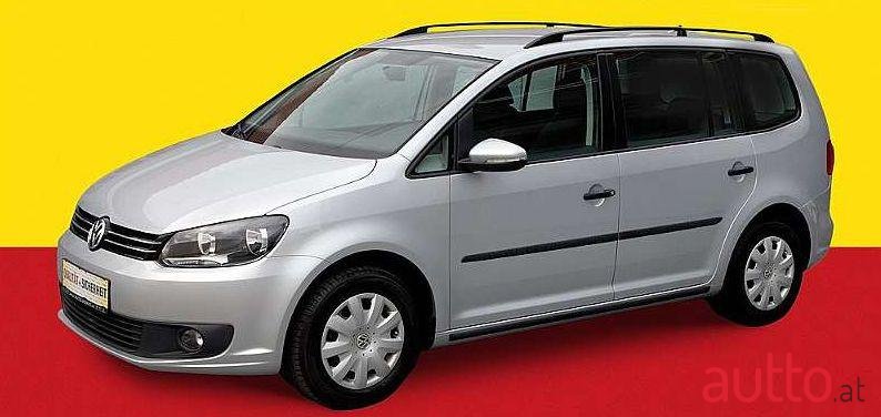 2015' Volkswagen Touran photo #1