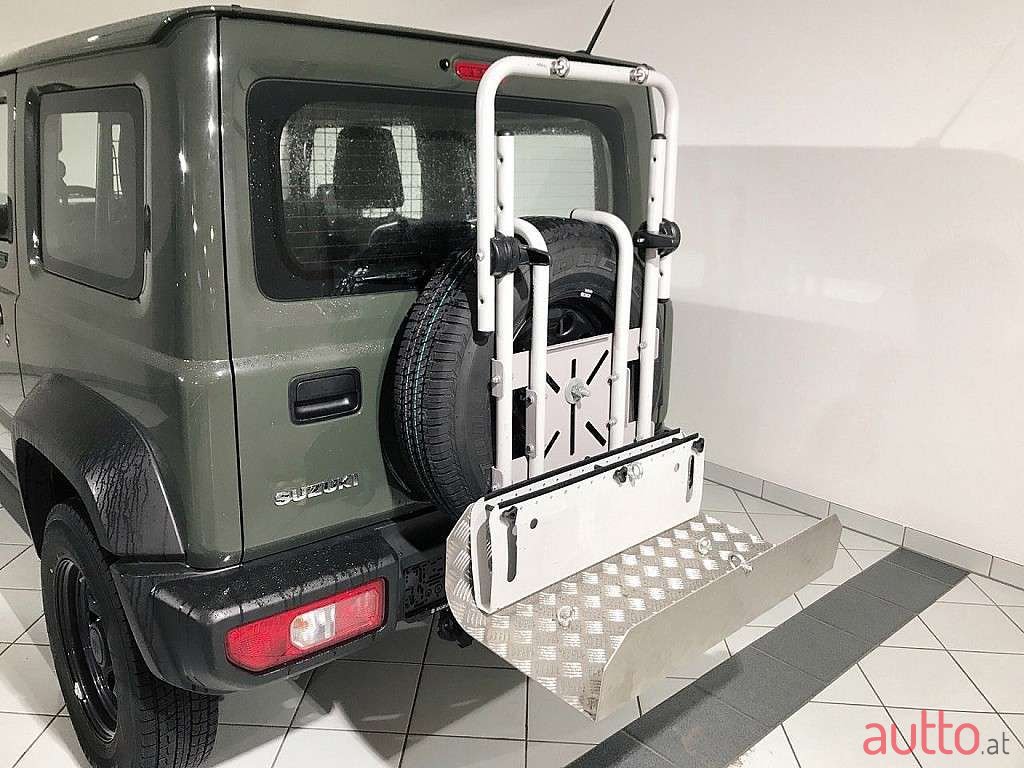 2021' Suzuki Jimny photo #3