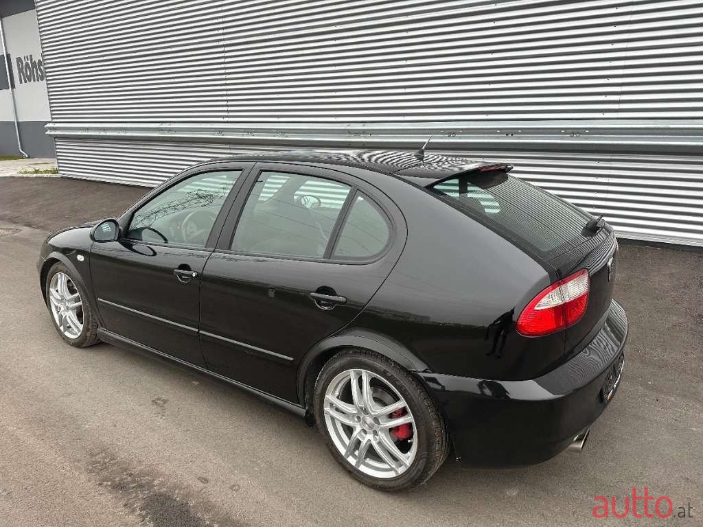 2003' SEAT Leon photo #5
