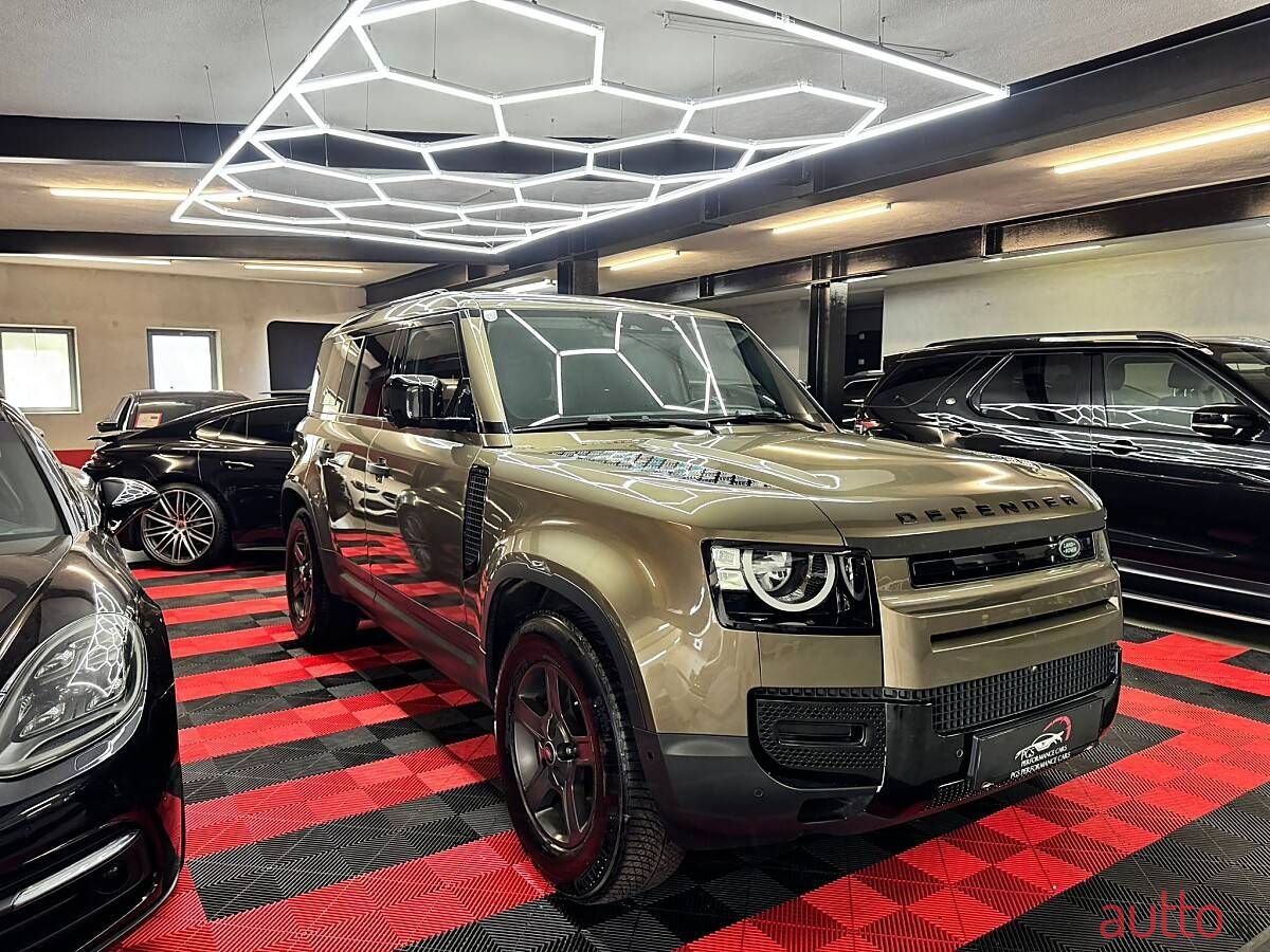 2020' Land Rover Defender photo #1