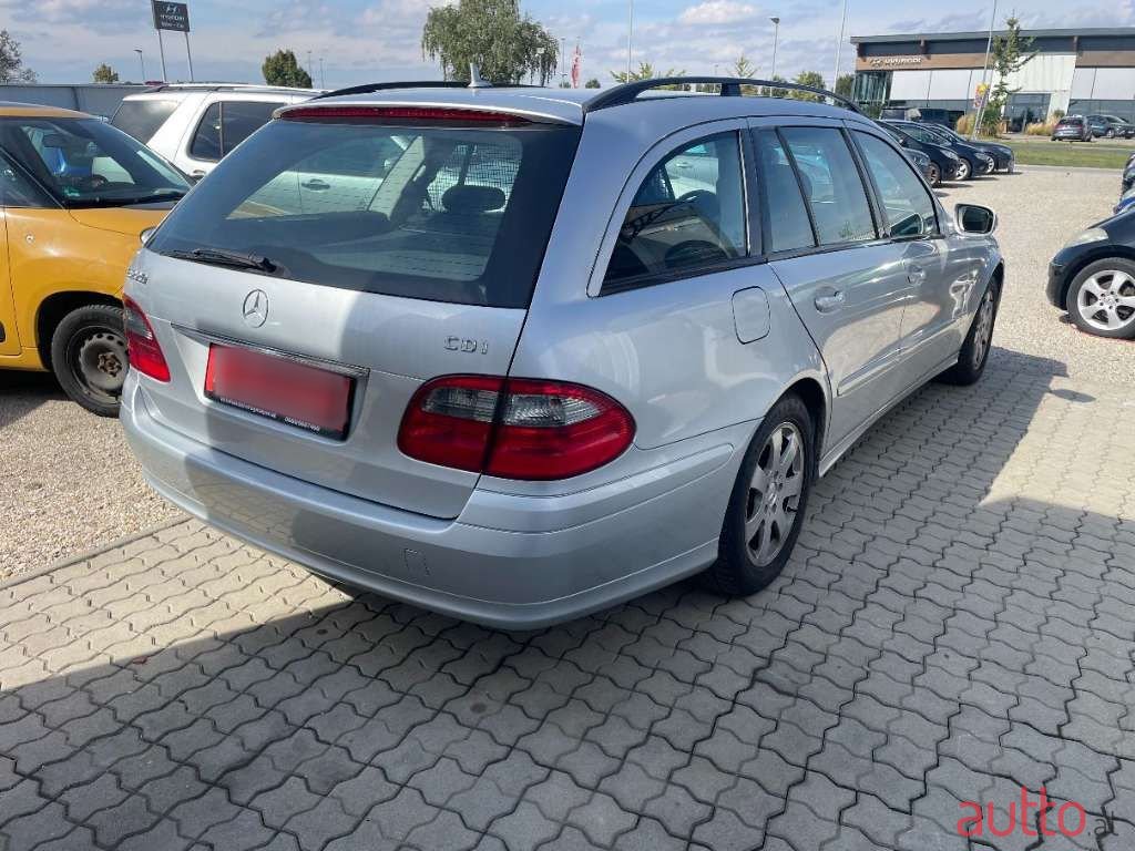 2007' Mercedes-Benz E-Klasse photo #3