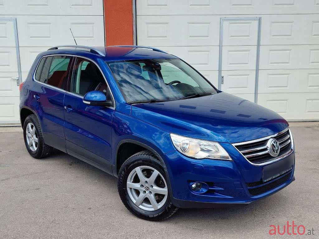 2008' Volkswagen Tiguan photo #2