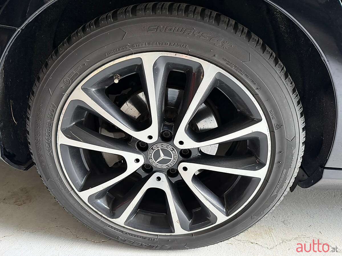 2017' Mercedes-Benz E-Klasse photo #4