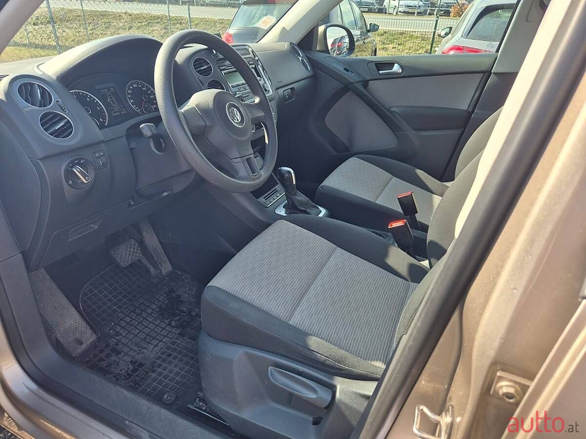 2014' Volkswagen Tiguan photo #6