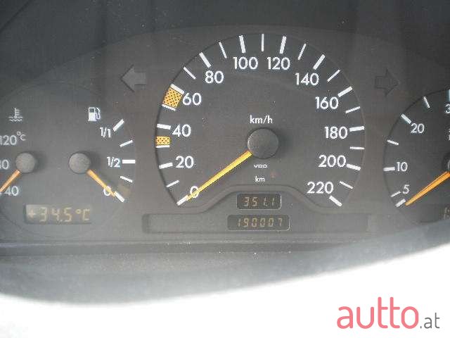 1995' Mercedes-Benz E-Klasse photo #4