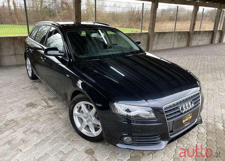 2010' Audi A4 photo #1