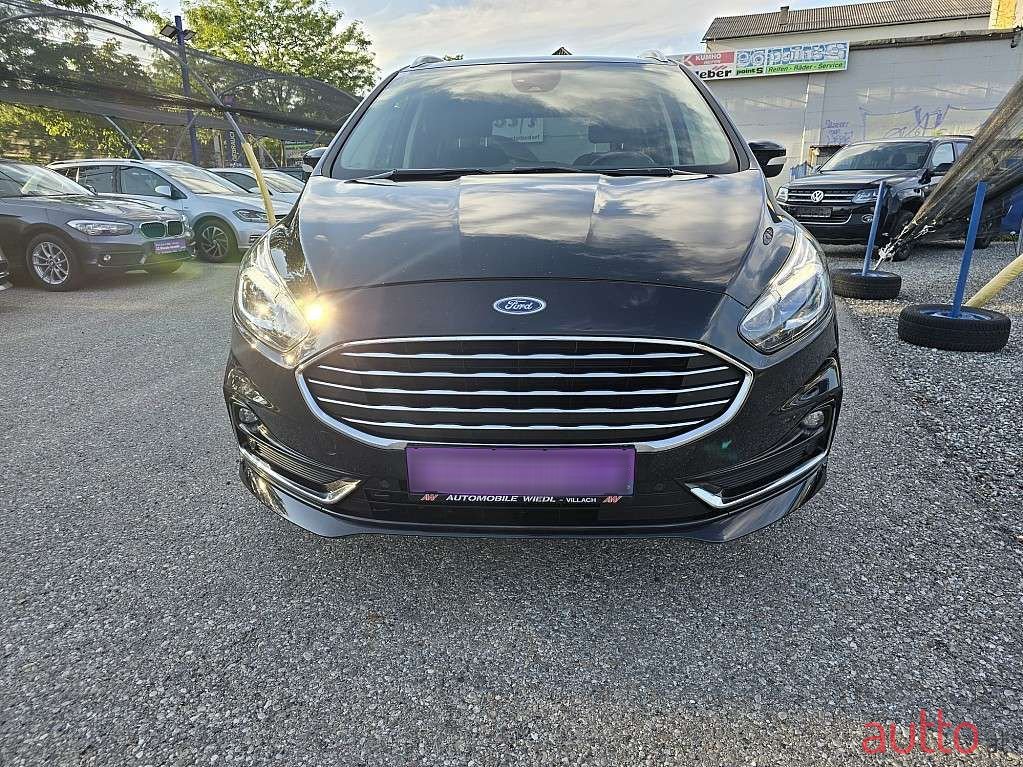 2021' Ford Galaxy photo #2
