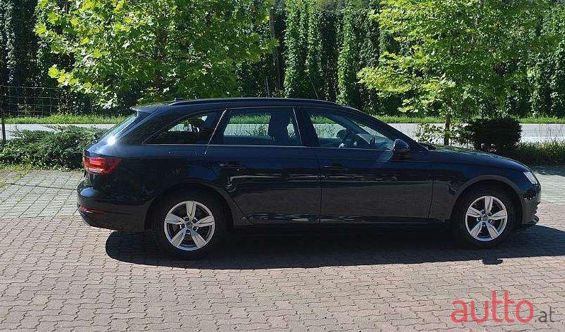 2016' Audi A4 photo #2