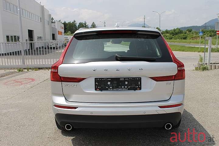 2019' Volvo XC60 photo #6