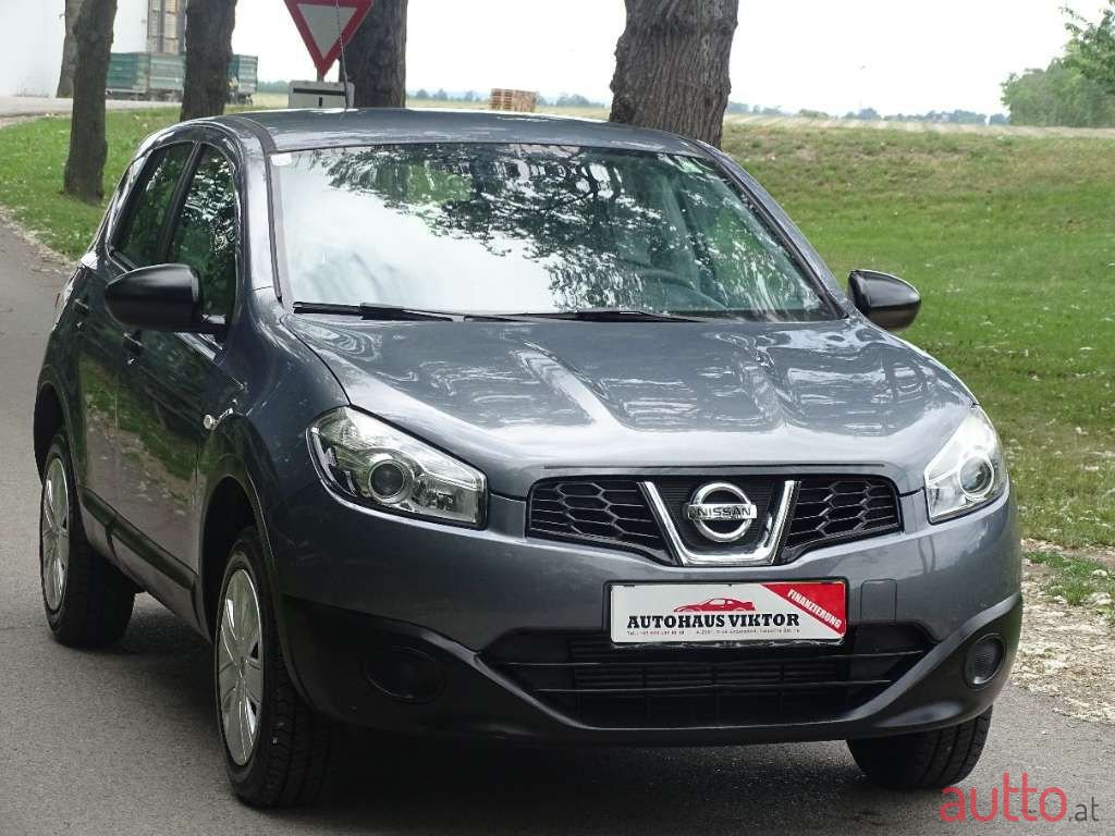 2010' Nissan Qashqai photo #1
