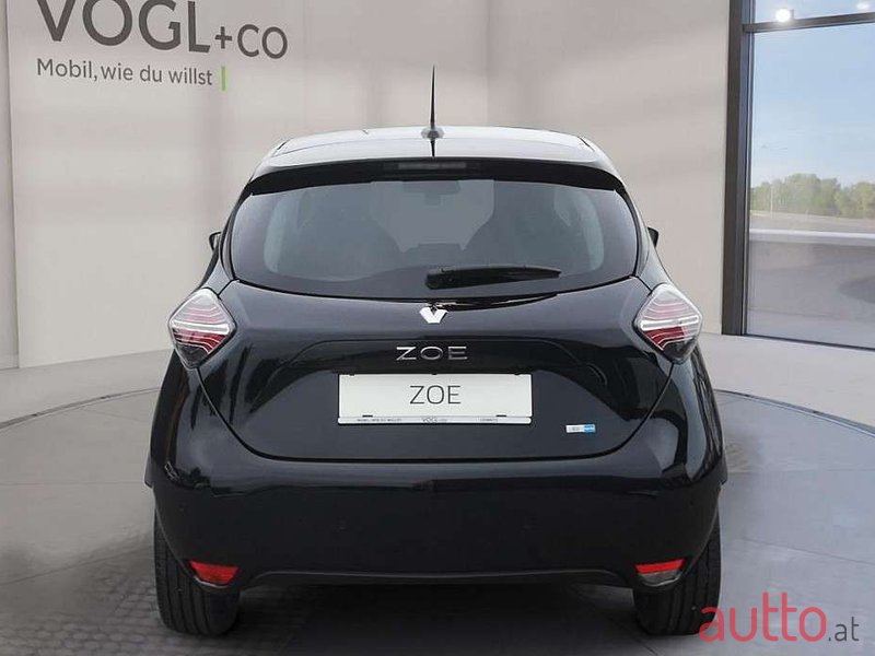 2022' Renault Zoe photo #6