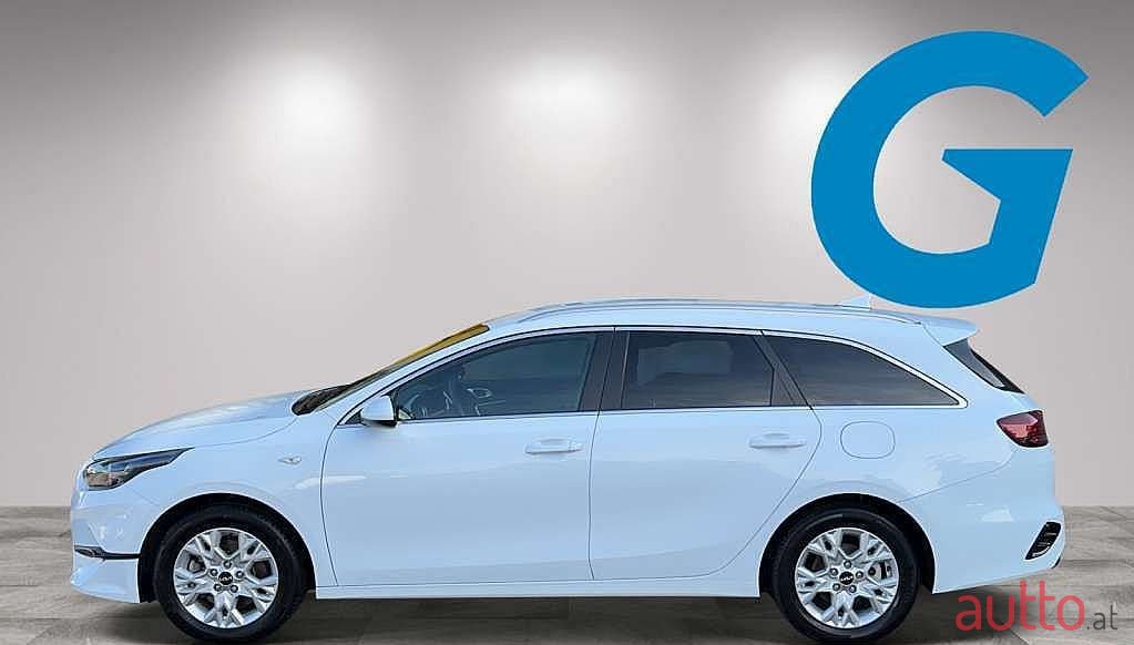 2022' Kia Ceed photo #5