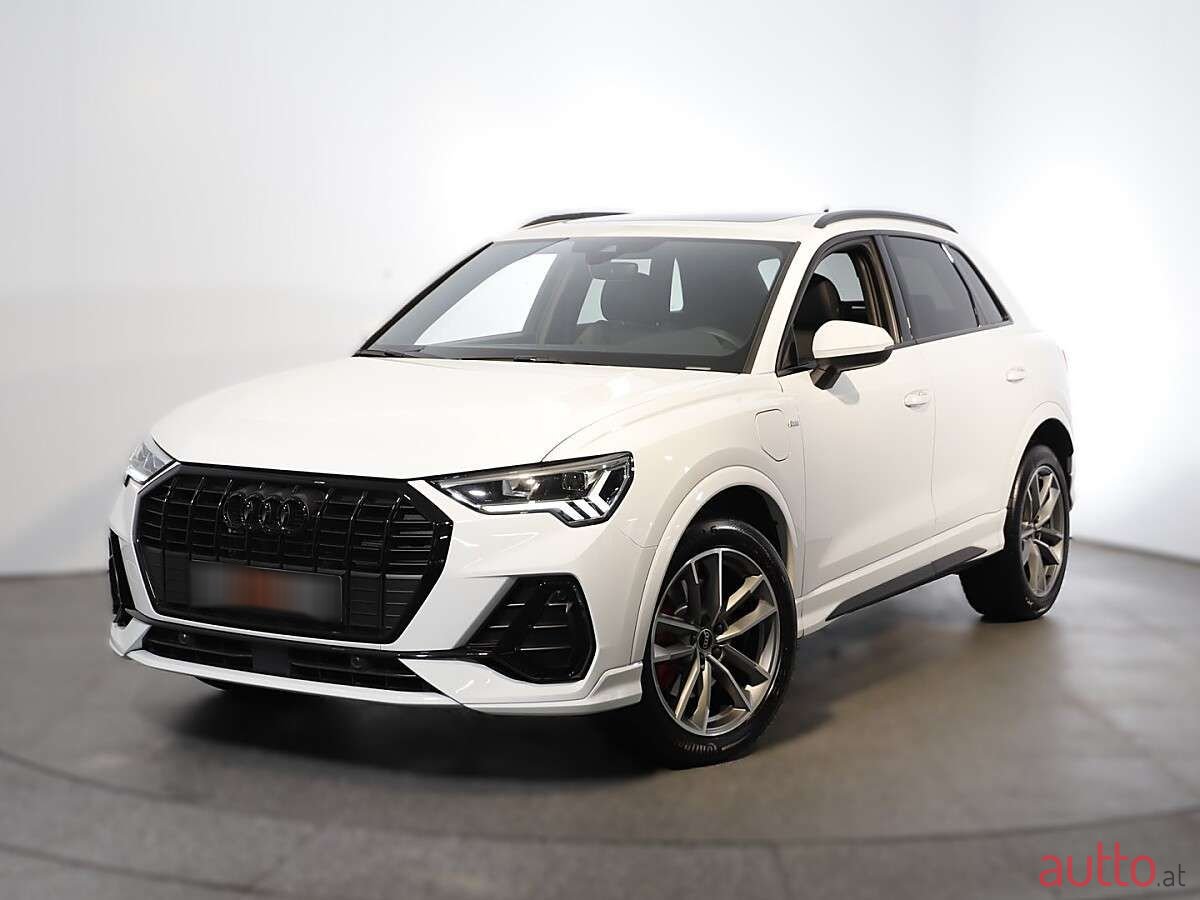 2023' Audi Q3 photo #1
